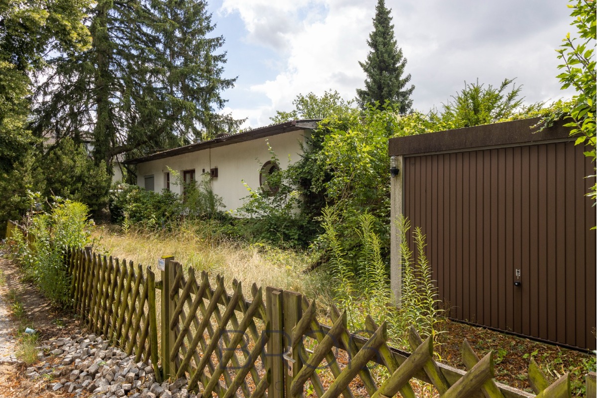 Ruhiges Wohngrundstück mit Altbestand in Berlin-Lichtenrade mit 614 m² Grundstücksfläche